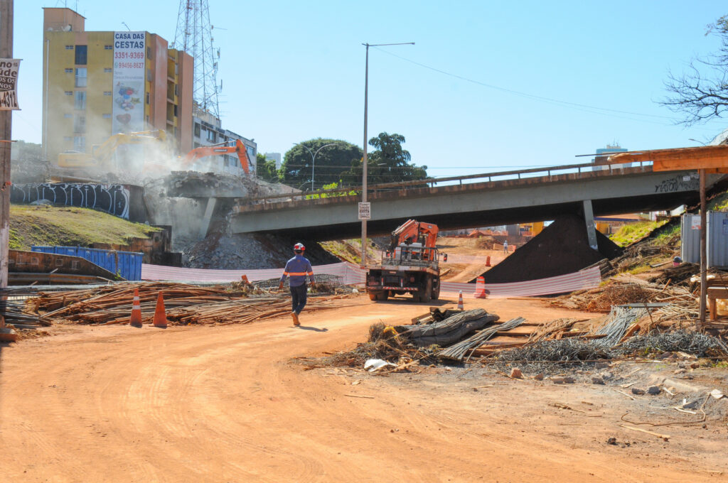 Demolição do Viaduto da Samdu em Taguatinga vai durar 20 dias