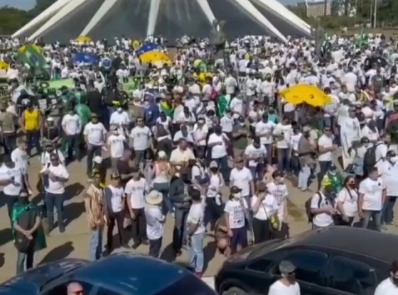 Manifestantes na Capital pela posse e porte de armas