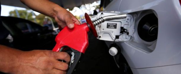 Petrobras reajusta preço da gasolina para R$ 2,69