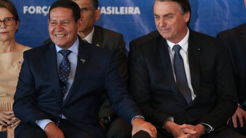 Hamilton Mourão quer ser governador com apoio de Bolsonaro