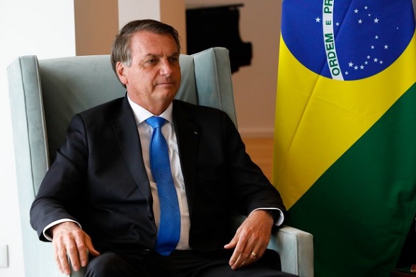 Bolsonaro diz a TV que está 99% fechado com o PL