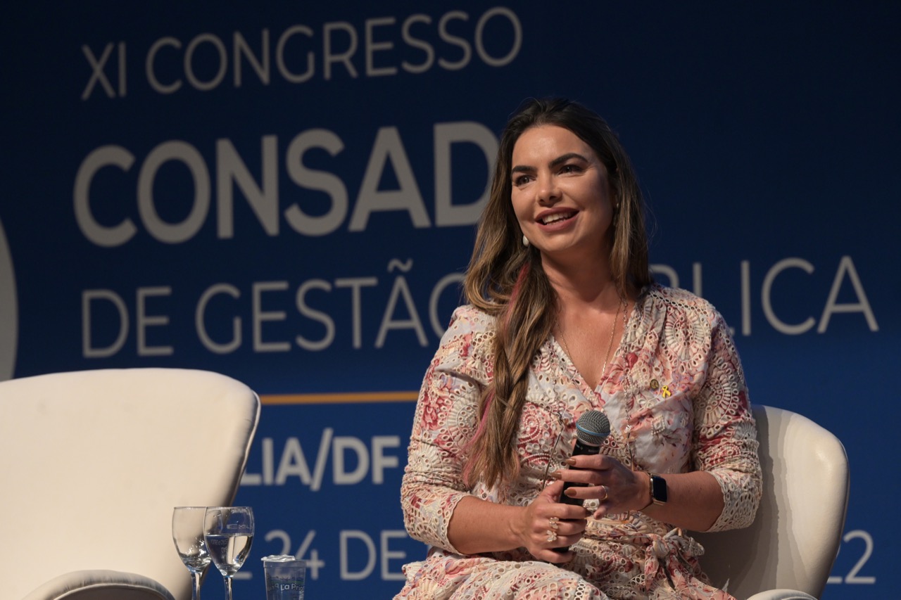 Paula Belmonte: “Falta de creche prejudica qualificação da mulher”, diz deputada a secretários