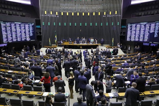 Manobra orçamentária permite uso de emendas parlamentares durante campanha