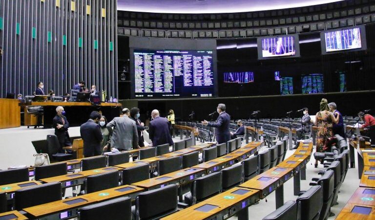 Disputa acirrada para Câmara dos Deputados