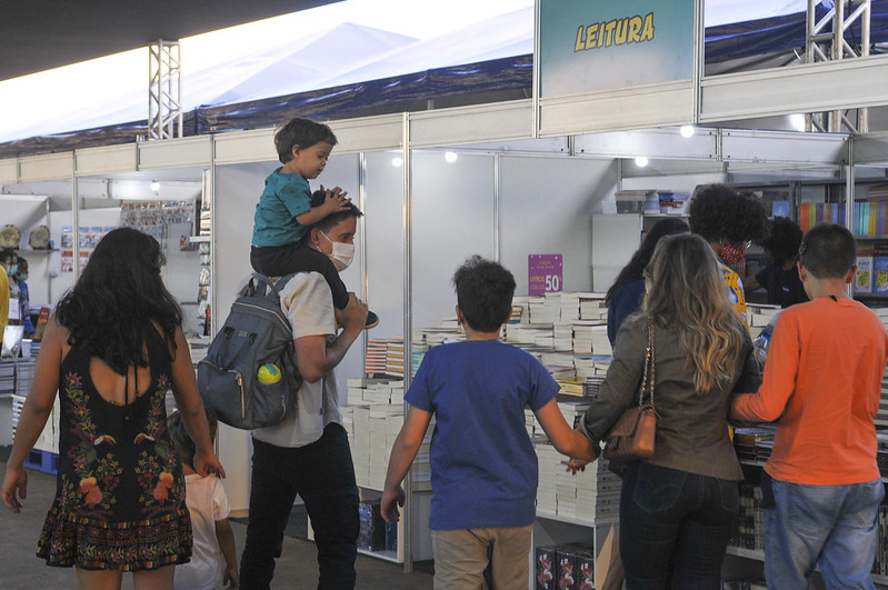 36ª edição da Feira do Livro de Brasília movimenta Esplanada dos Ministérios