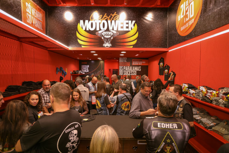 Capital Moto Week apresenta nova coleção em lançamento da loja conceito ￼