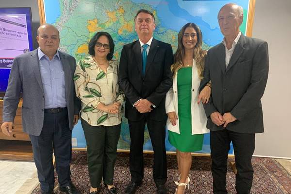 Bolsonaro decidiu, Flavia Arruda Senadora, Damaris e Arruda Federais