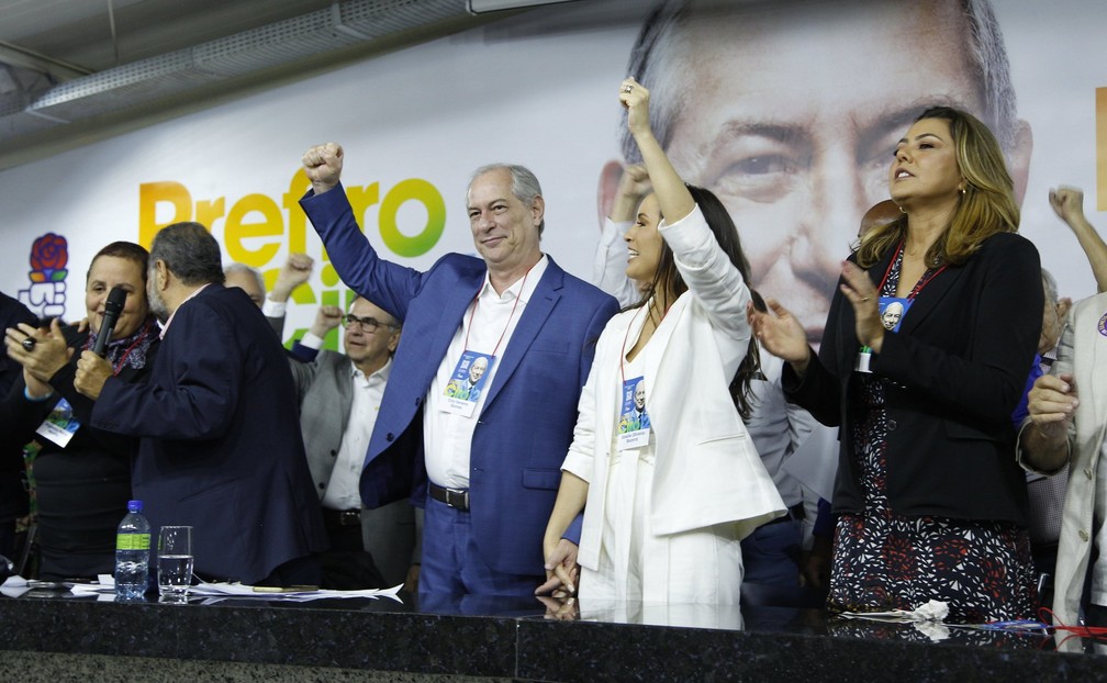 Sem anunciar vice, PDT lança oficialmente Ciro Gomes como candidato à Presidência da República