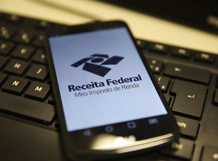 Receita Federal irá monitorar dados de cartão de crédito e Pix