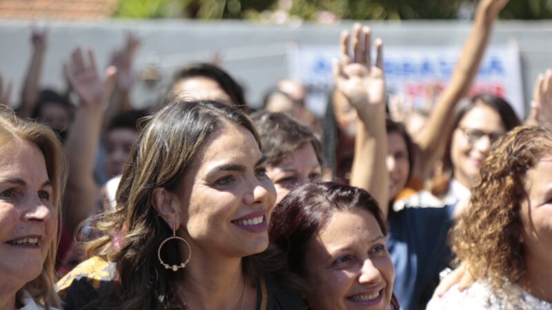 Mais de 300 mulheres assinam manifesto a favor de Paula Belmonte