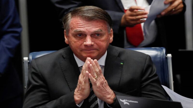 Bolsonaro revoga decreto que exclui profissão de corretor de imóveis