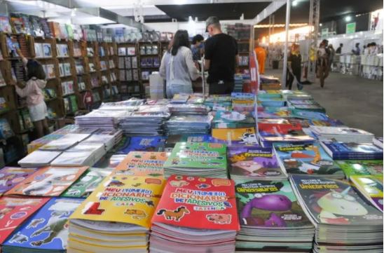 URGENTE: Quer trabalhar como ambulante na Bienal do Livro?￼￼