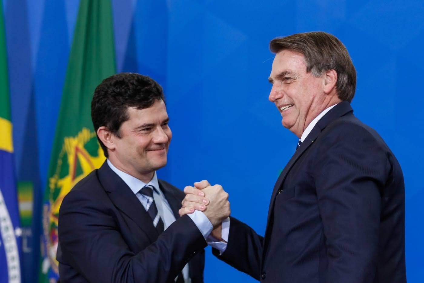 Bolsonaro recebe apoio de Moro e fala em ‘novo relacionamento’