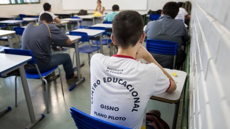 TCDF autoriza continuidade de licitação para aquisição de uniformes escolares para rede pública