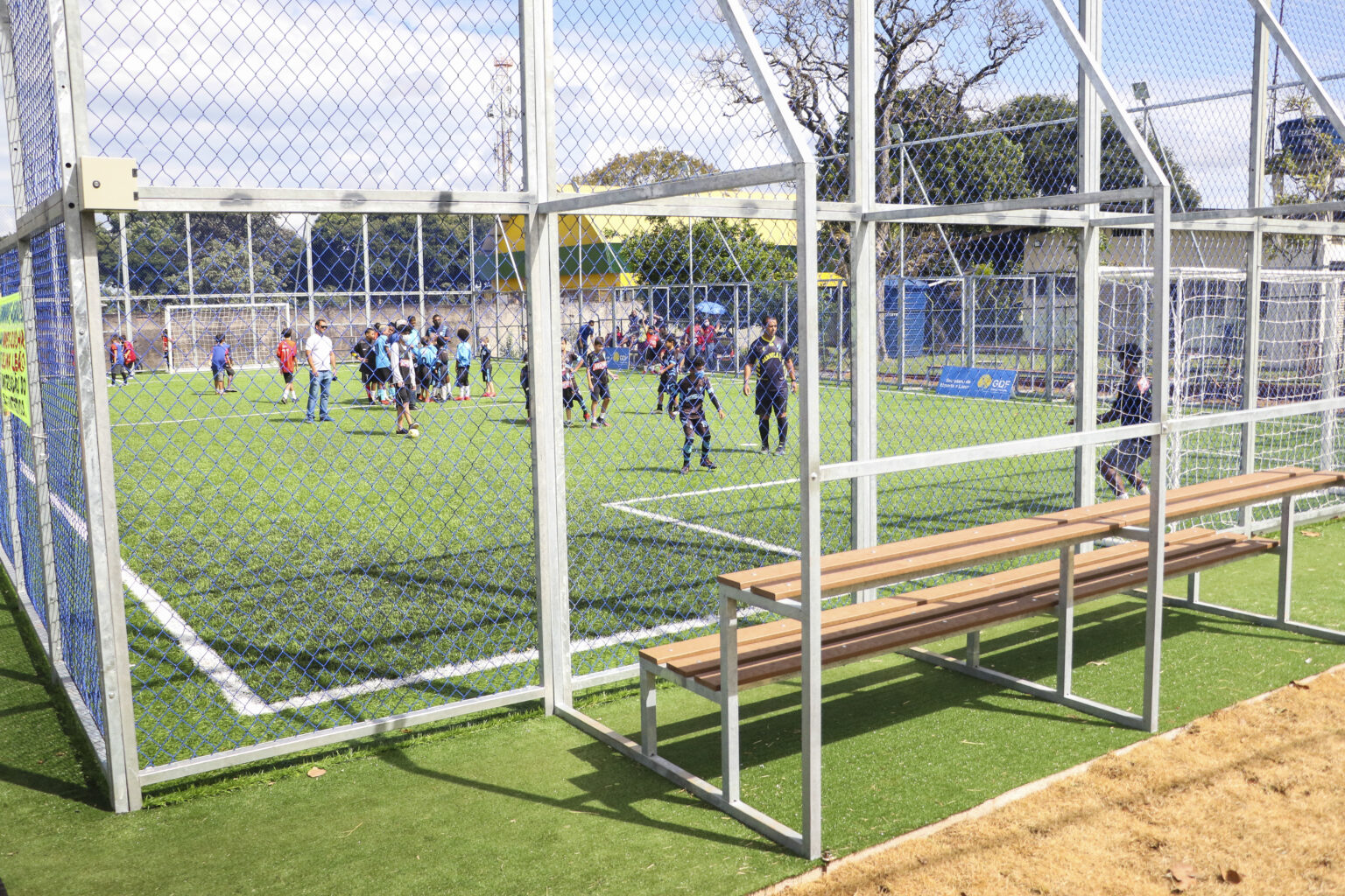 Cruzeiro chega aos 63 anos com boa estrutura de lazer e mobilidade