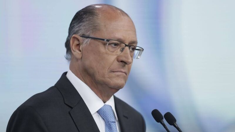 Geraldo Alckmin prefere por enquanto não assumir nenhum ministério