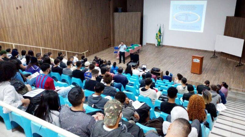 Oportunidade: Mais de quatro mil vagas em cursos técnicos são oferecidas no DF