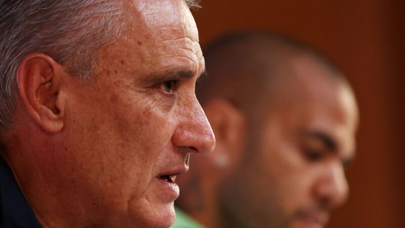 Tite diz que usará equipe alternativa diante de Camarões