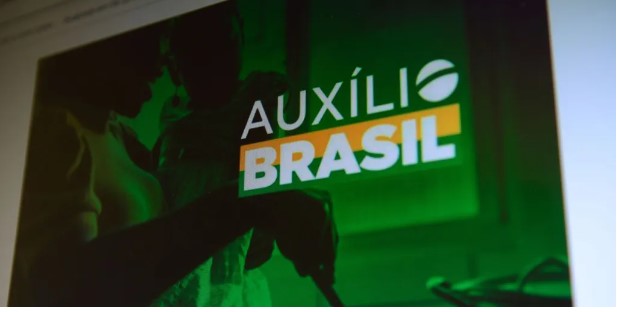 Caixa paga Auxílio Brasil a beneficiários com NIS de final 9