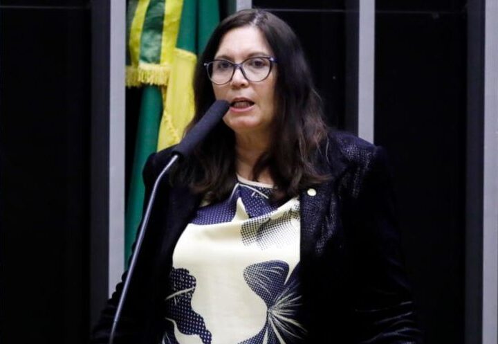 Apoio de Bia Kicis a Celina Leão expõe bastidores da articulação bolsonarista no DF