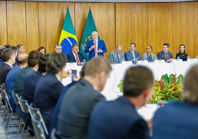 Governo Lula chega aos 100 dias sem cumprir promessas na economia e sem base consolidada no Congresso