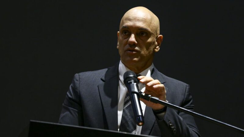 Moraes manda soltar 90 presos nos atos  de 8 de janeiro