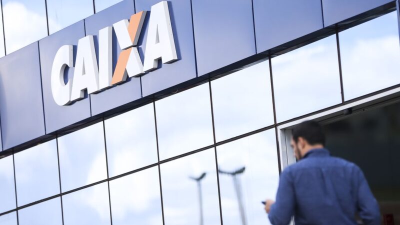 Caixa suspende cobrança de Pix para pessoa jurídica