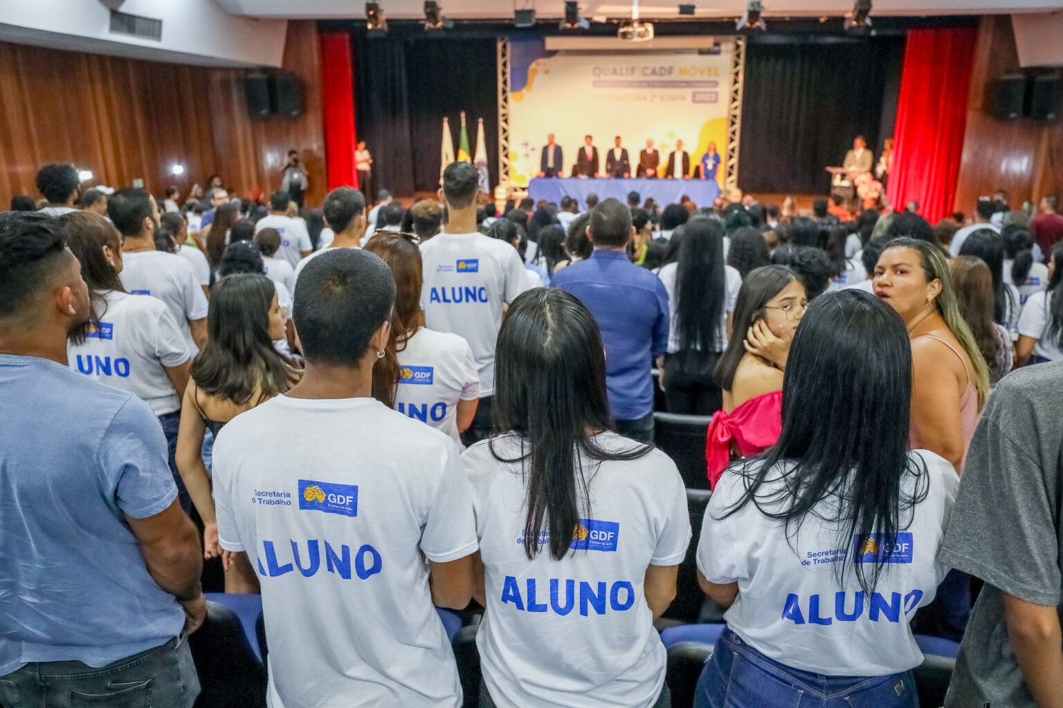 Inscrições para 880 vagas no QualificaDF Móvel terminam nesta terça (25)