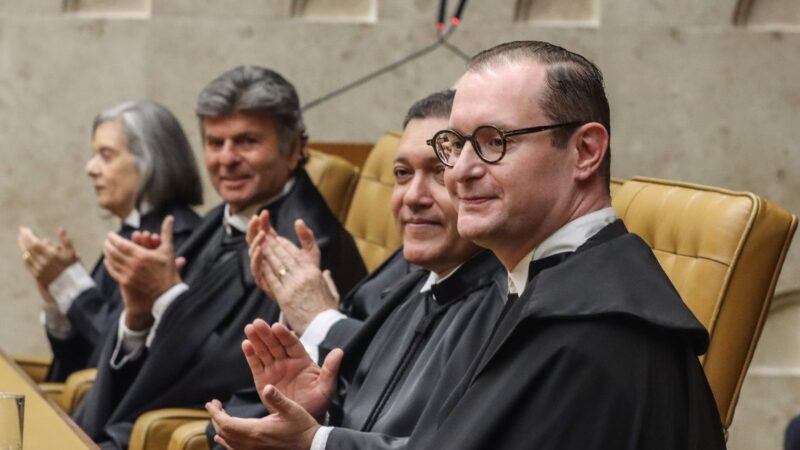 Cristiano Zanin é empossado no cargo de ministro do STF