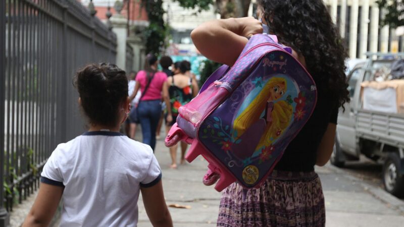 Escola em tempo integral: governo publica regras para adesão