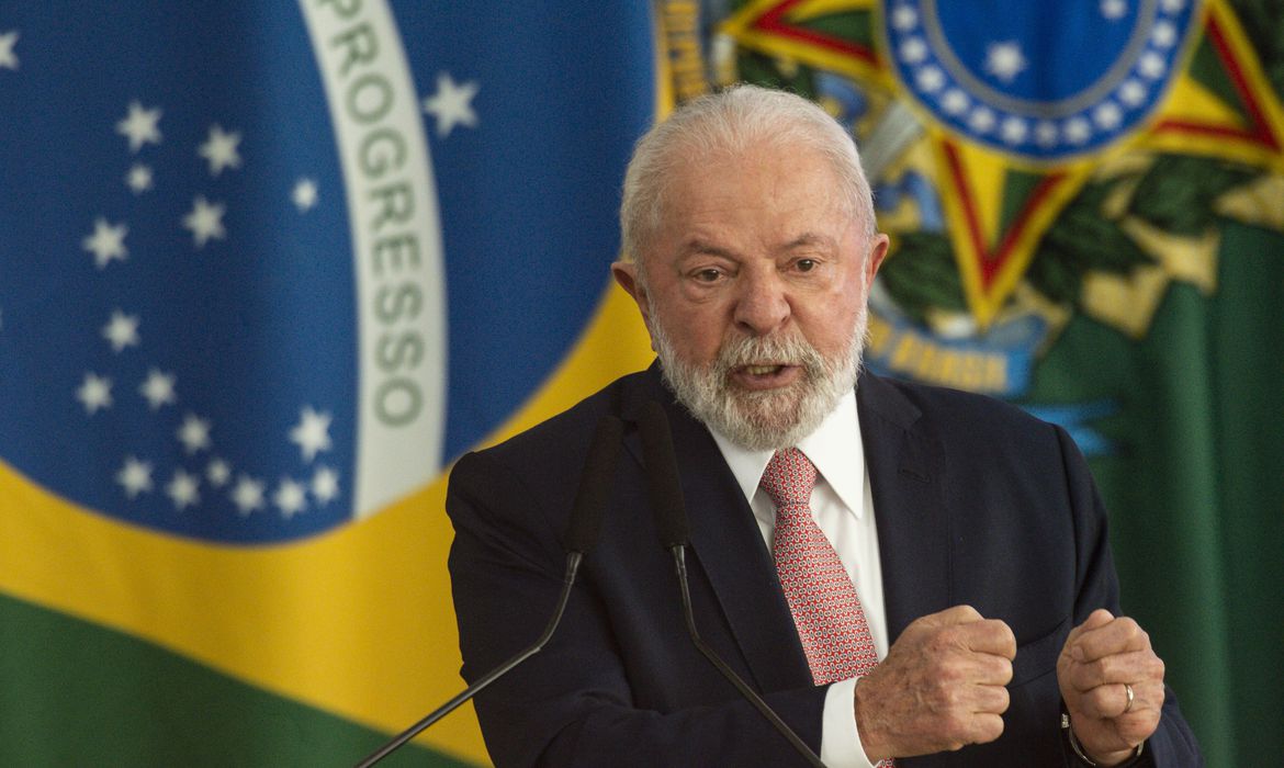 Lula diz que irá reconhecer resultado da eleição na Venezuela