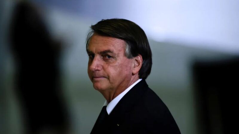 Adversários de Bolsonaro, ministros do STF e jornalistas foram alvos de espionagem por servidores da Abin presos pela PF