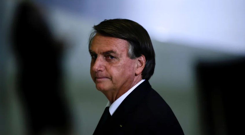 Adversários de Bolsonaro, ministros do STF e jornalistas foram alvos de espionagem por servidores da Abin presos pela PF