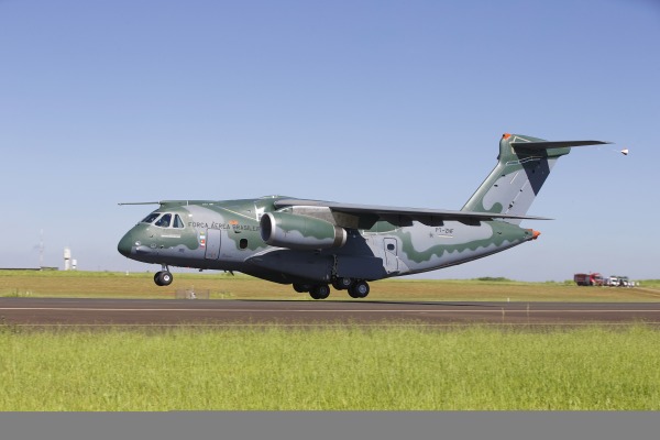 Segundo avião da FAB decola para resgatar brasileiros em Israel