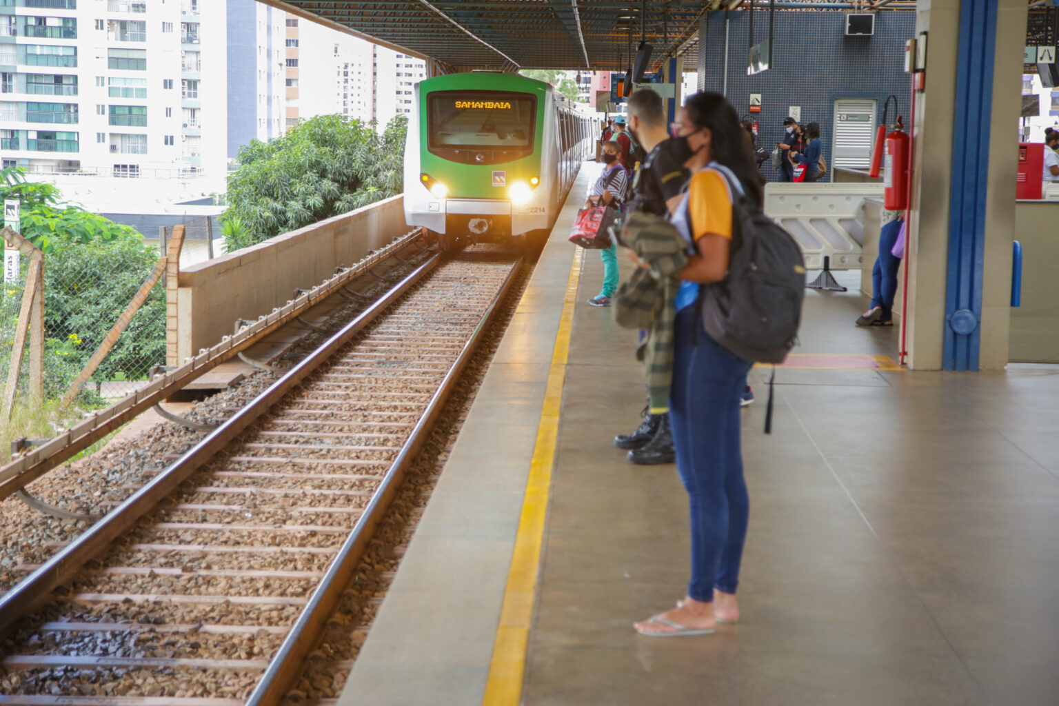 Saiba o que abre e o que fecha na véspera e feriado de ano-novo