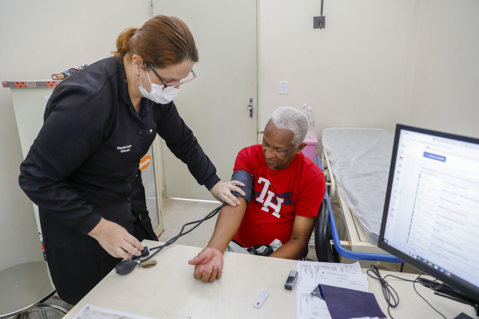 Teste rápido, PCR ou sorologia: entenda a função de cada exame de dengue