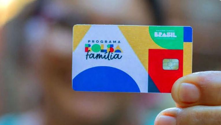 Caixa paga novo Bolsa Família a beneficiários com NIS de final 3