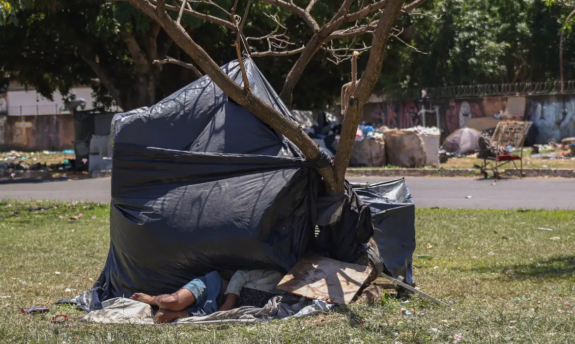 GDF cria grupo executivo para elaborar a Política para População em Situação de Rua