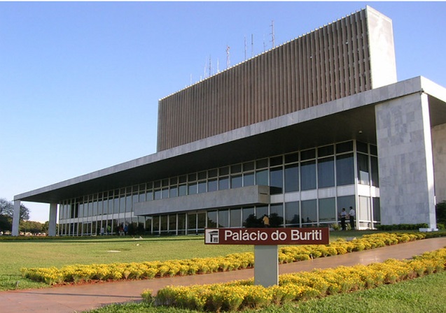 Ibaneis decreta ponto facultativo na próxima quinta-feira (28), véspera de feriado