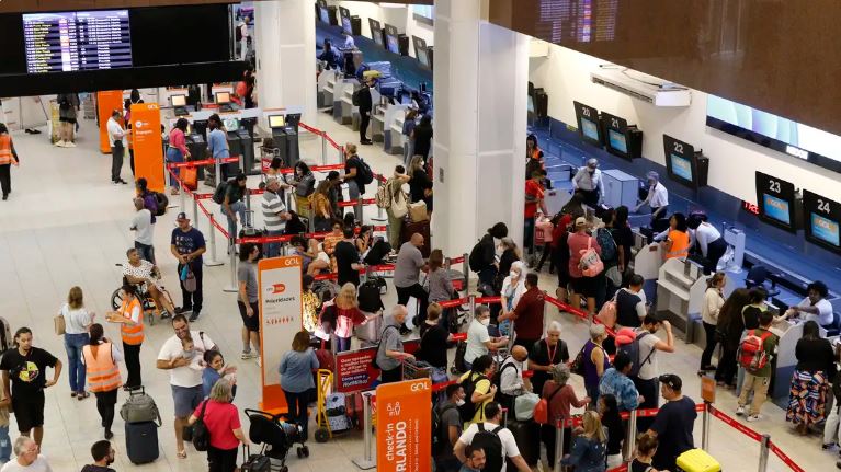 Programa de passagens aéreas acessíveis deve sair nas próximas semanas