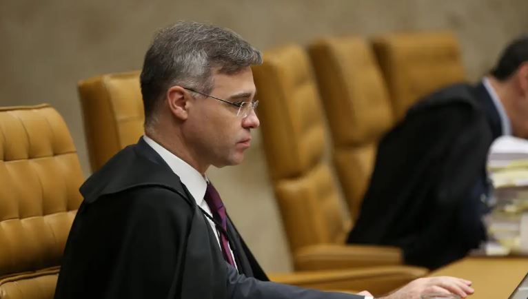 Ministro do STF André Mendonça é eleito para o TSE