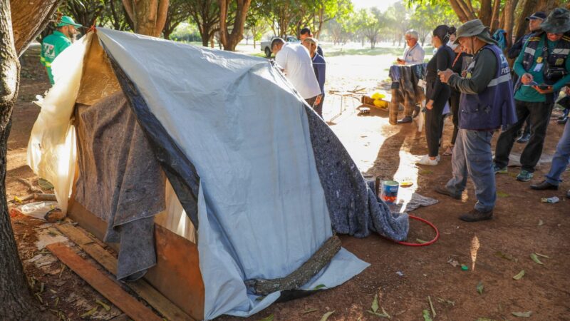 Acolhimento da população em situação de rua segue nesta quinta (20) no centro de Brasília 