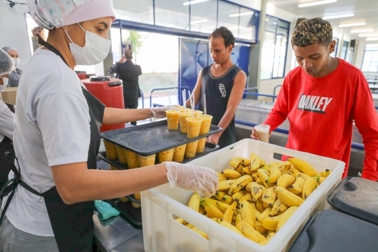 Restaurante Comunitário do Itapoã é o quinto a ofertar três refeições diárias 