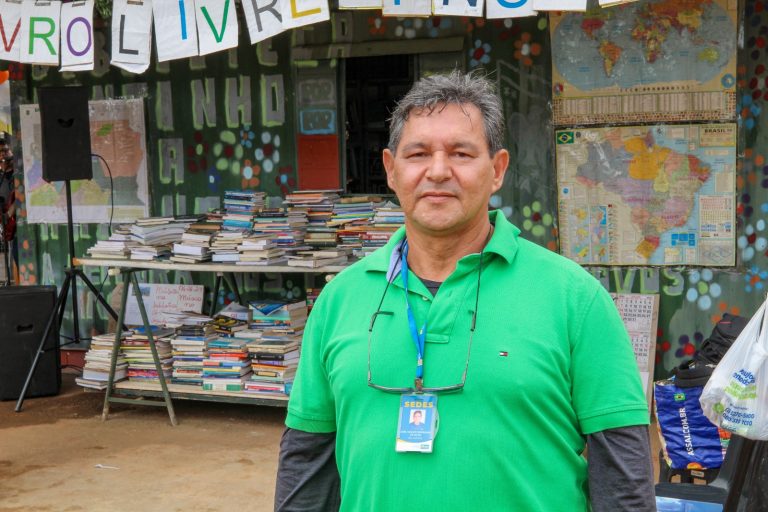 Centro Pop Brasília promove incentivo à leitura entre pessoas em situação de rua