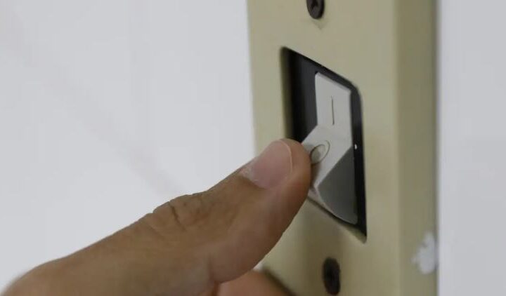 Mais de 22 mil brasilienses podem perder a Tarifa Social de Energia Elétrica se não atualizarem o cadastro