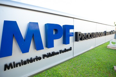 MPF cobra R$ 900 milhões de 10 cidades por supostas fraudes na educação