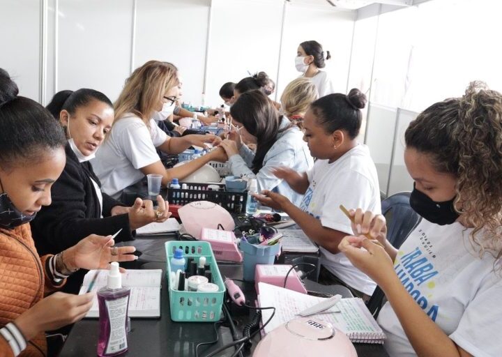 Inscrições abertas para cursos de capacitação profissional para mulheres