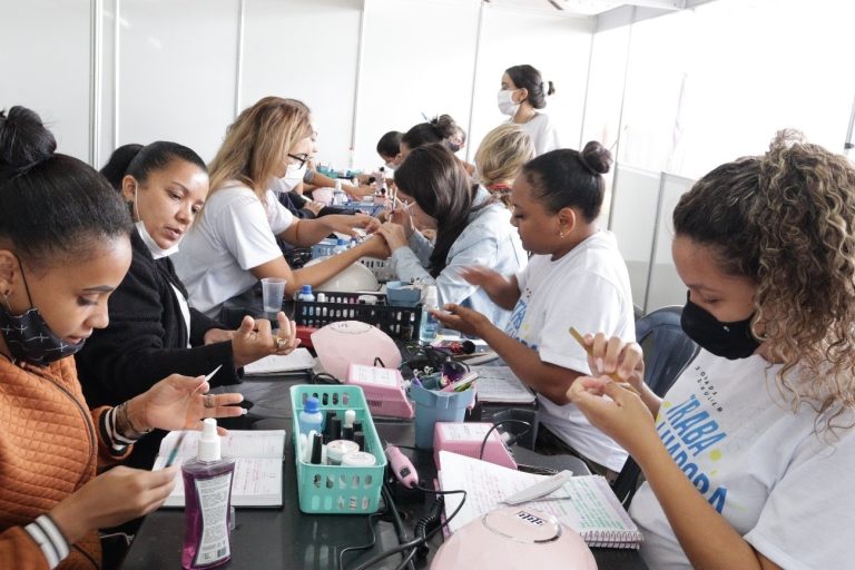 Inscrições abertas para cursos de capacitação profissional para mulheres