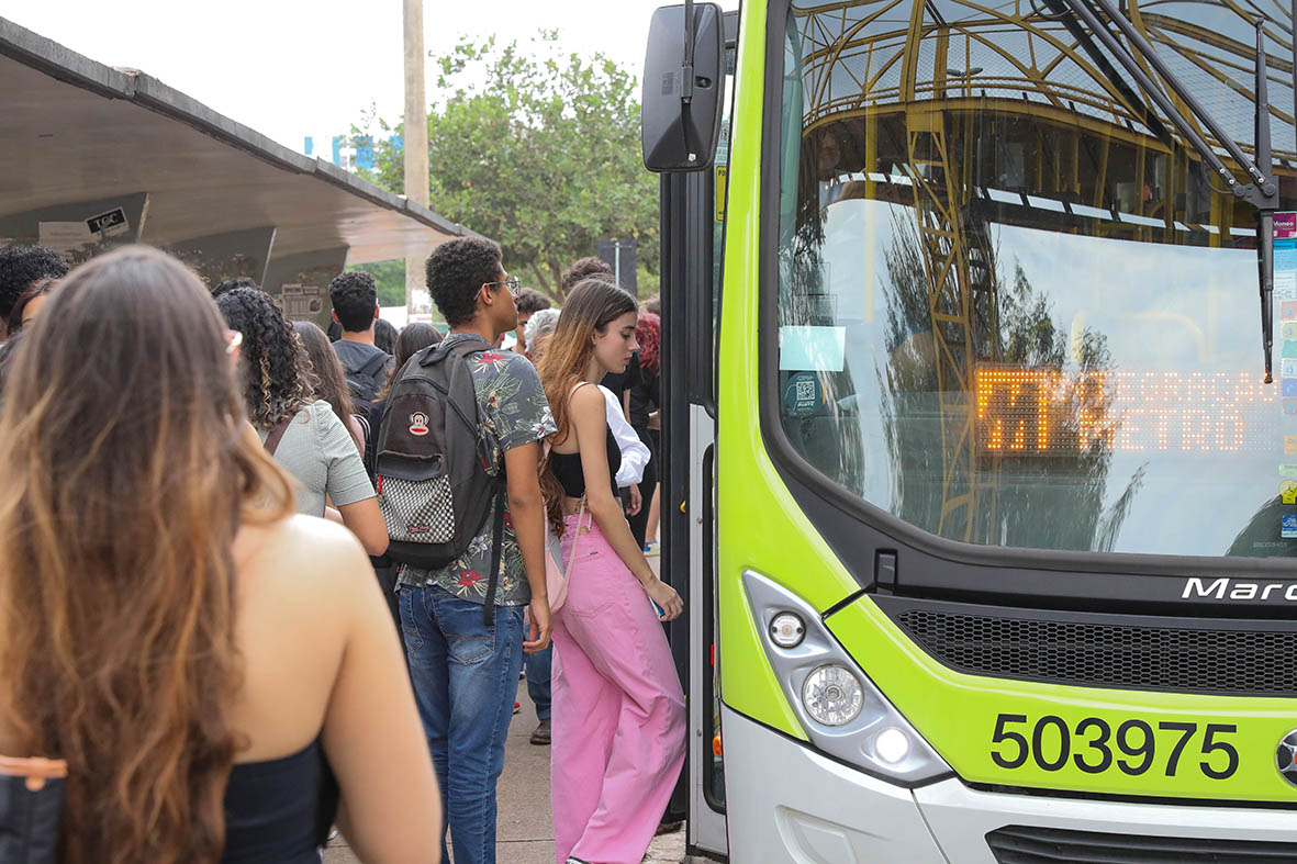 Moradores de Taguatinga têm novas linhas de ônibus e contam com Transporte de Vizinhança