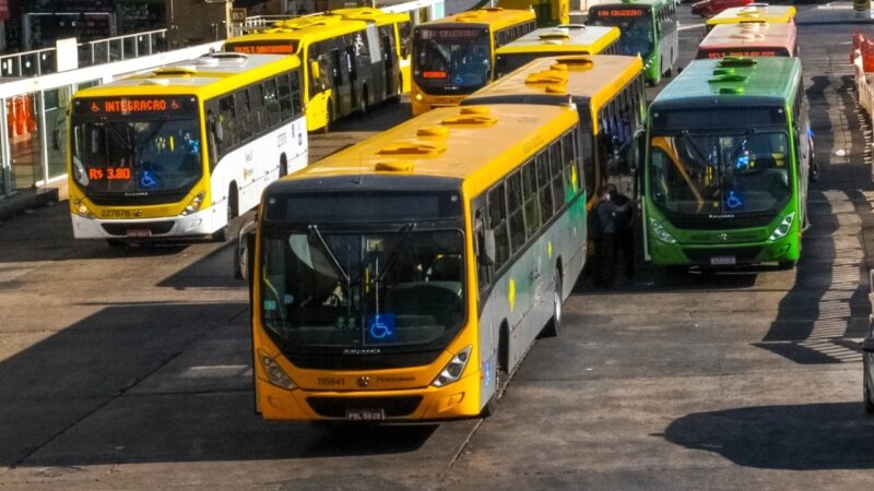 Mais 171 linhas de ônibus deixam de receber pagamento em dinheiro a bordo a partir de 14 de outubro